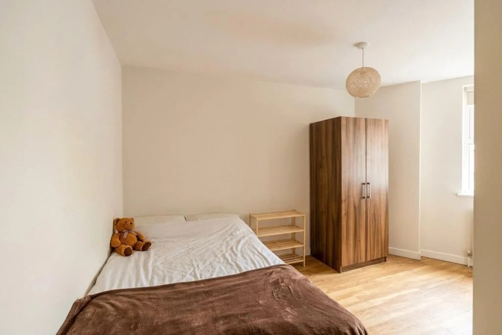 6 bedroom apartment for rent