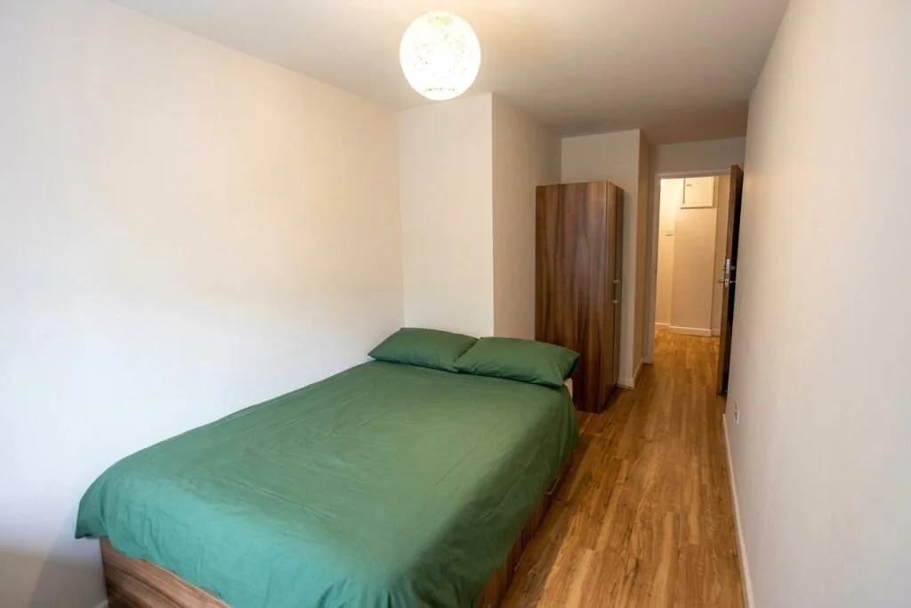 6 bedroom apartment for rent