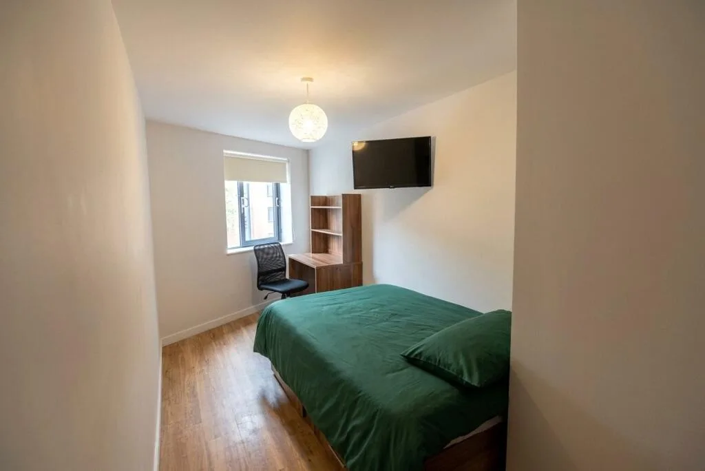 6 bedroom apartment for rent