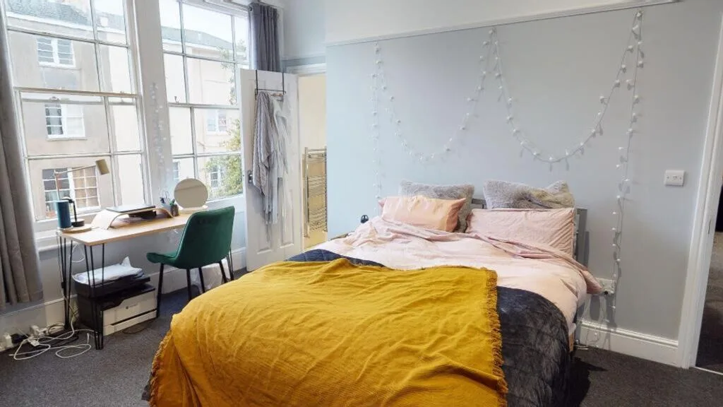 4 bedroom flat for rent