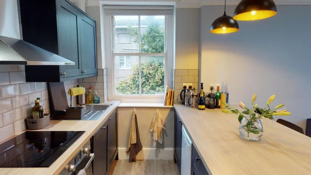 4 bedroom flat for rent