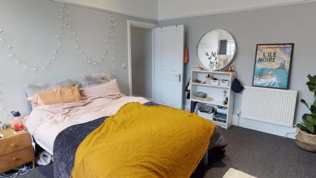 4 bedroom flat for rent