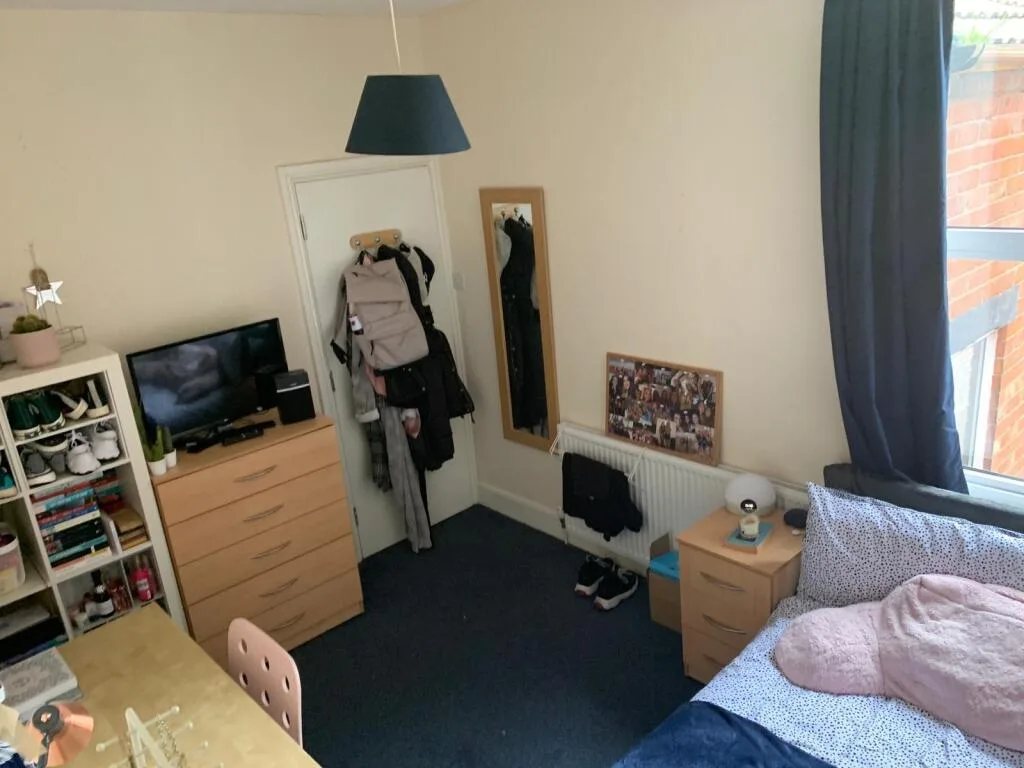 5 bedroom house for rent