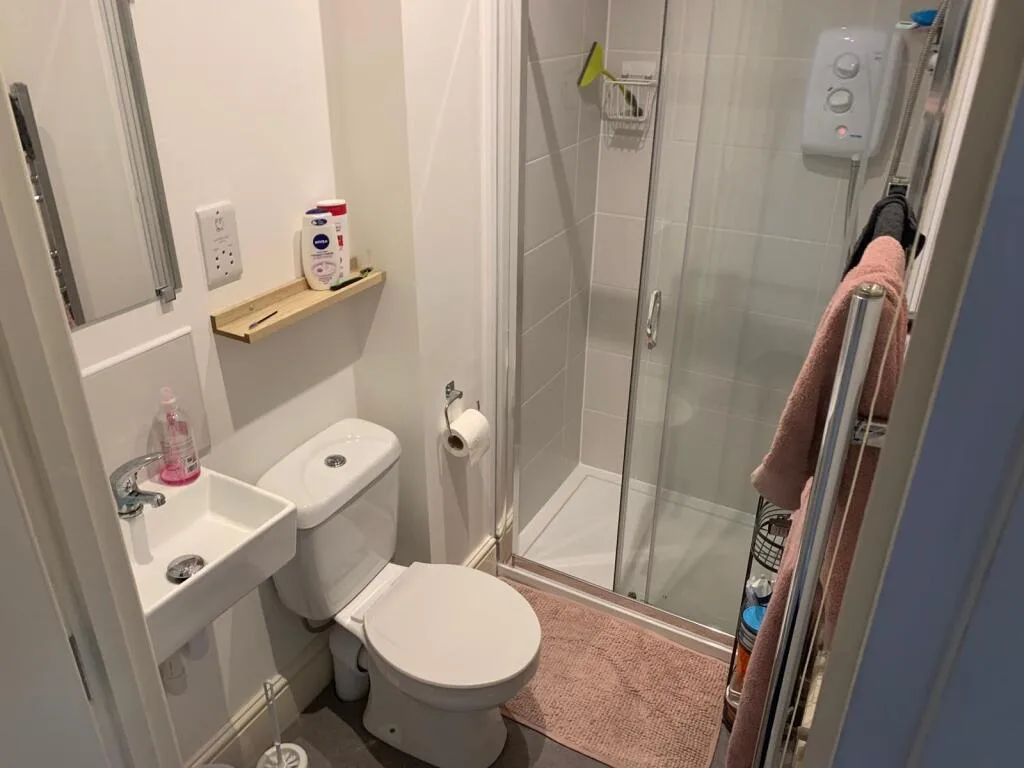 5 bedroom house for rent