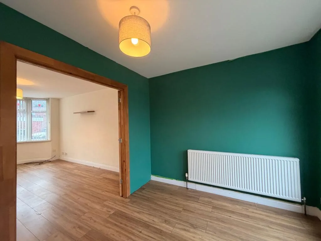 3 bedroom semi-detached house for rent
