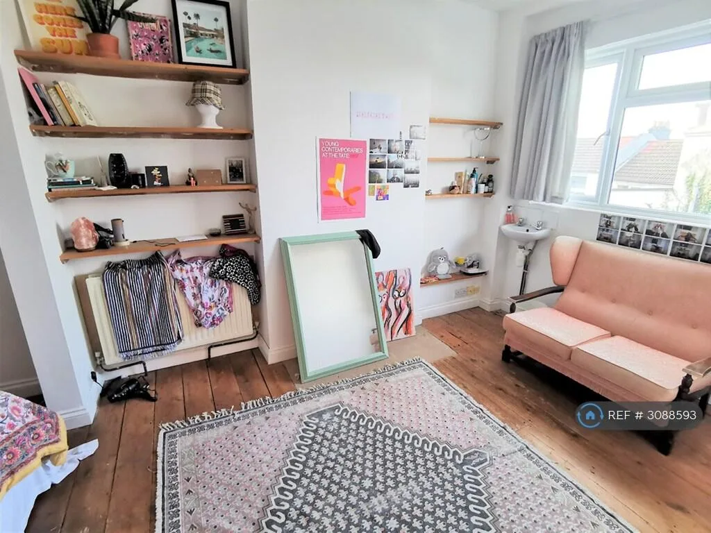 5 bedroom terraced house for rent