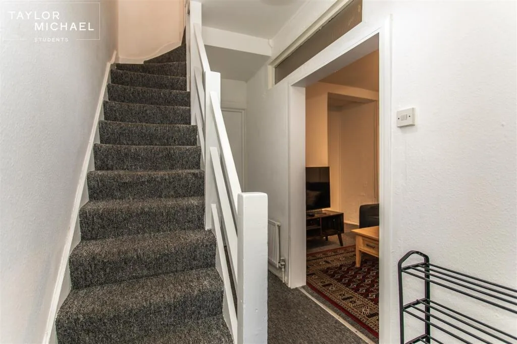 4 bedroom terraced house for rent
