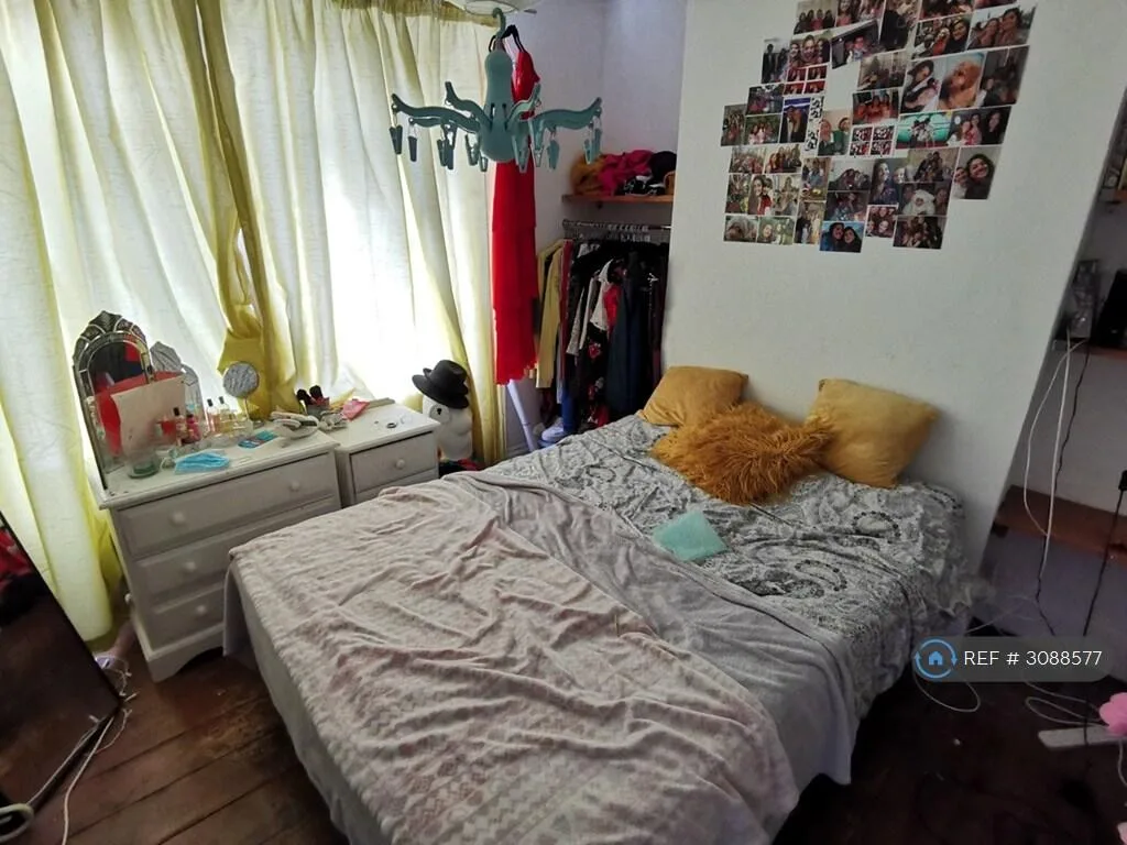 6 bedroom terraced house for rent