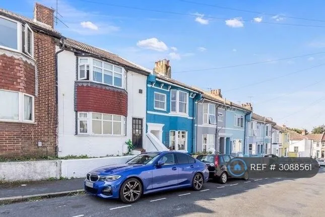 6 bedroom terraced house for rent