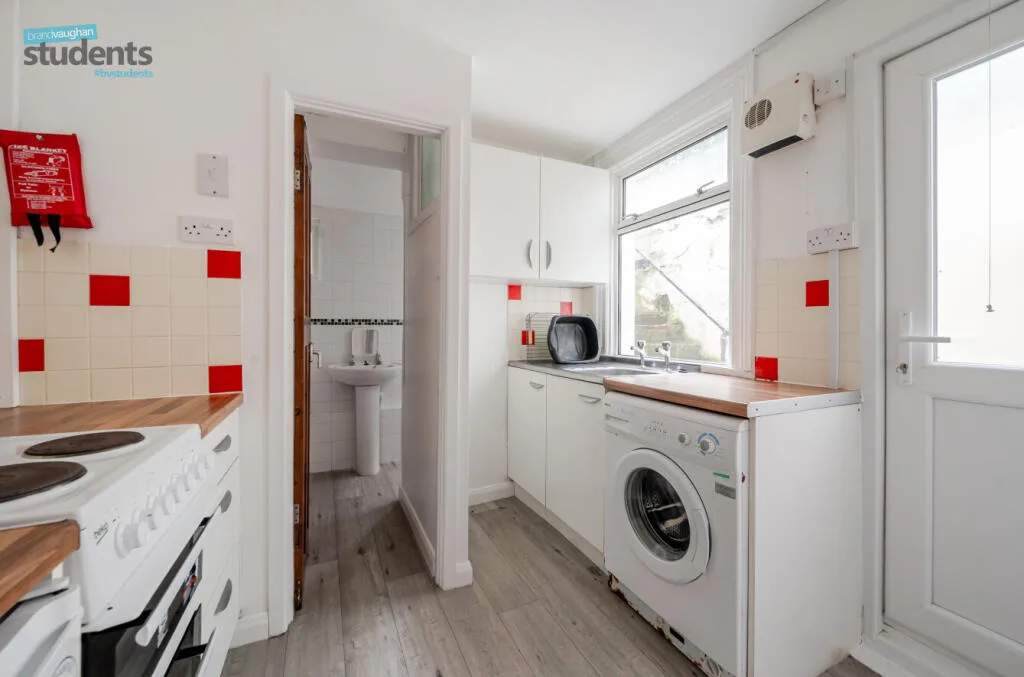 4 bedroom terraced house for rent