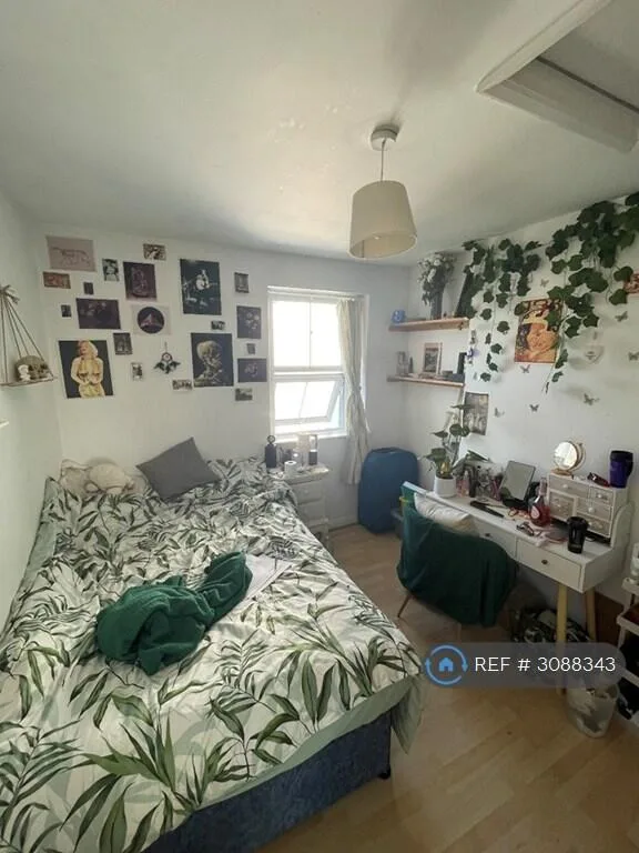 6 bedroom terraced house for rent