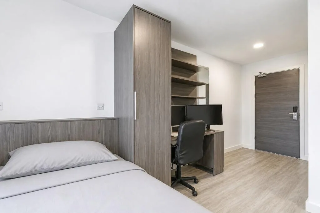 Studio flat for rent