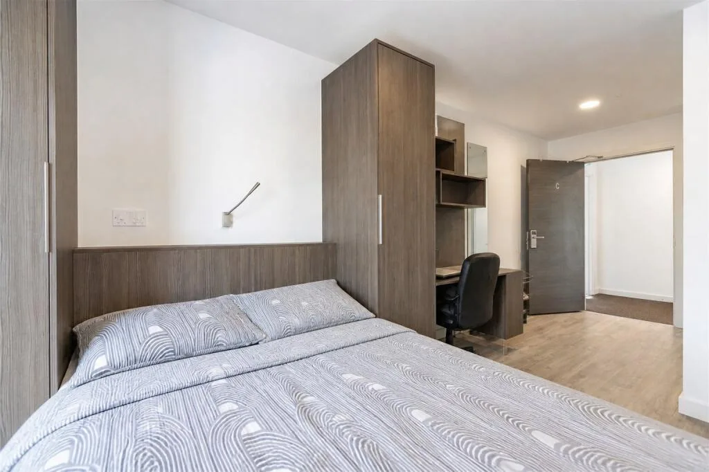 Studio flat for rent