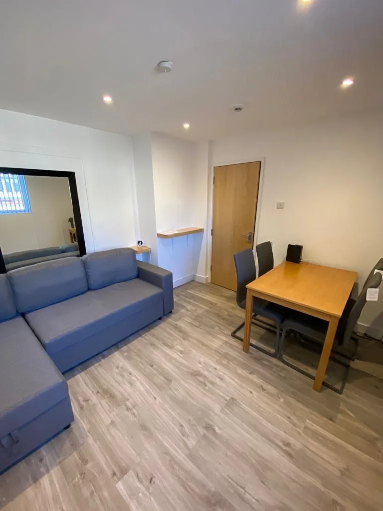 5 bedroom house for rent