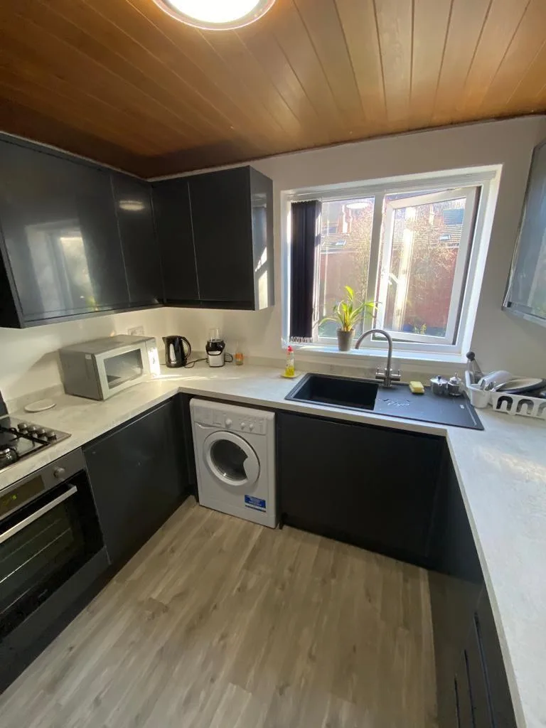 5 bedroom house for rent