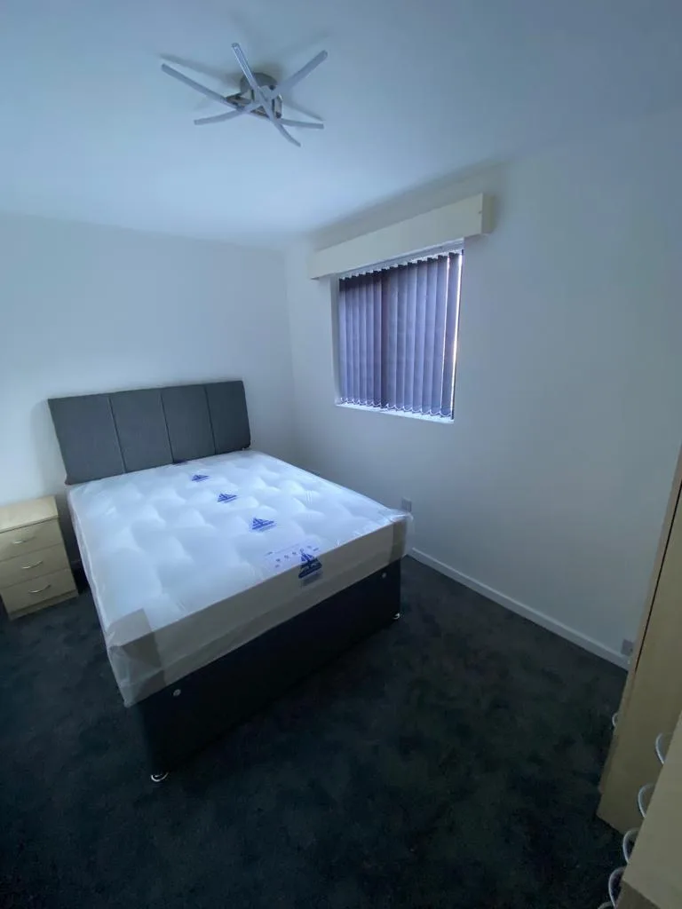 5 bedroom house for rent