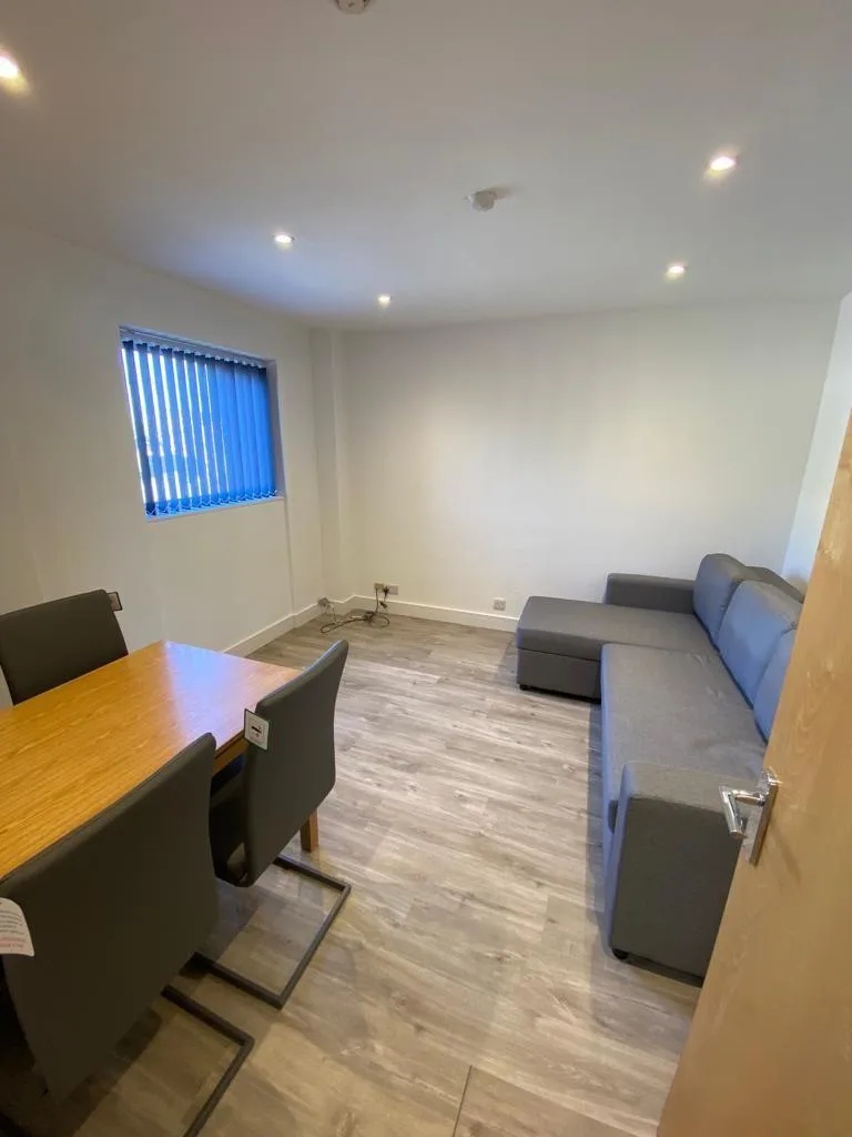 5 bedroom house for rent