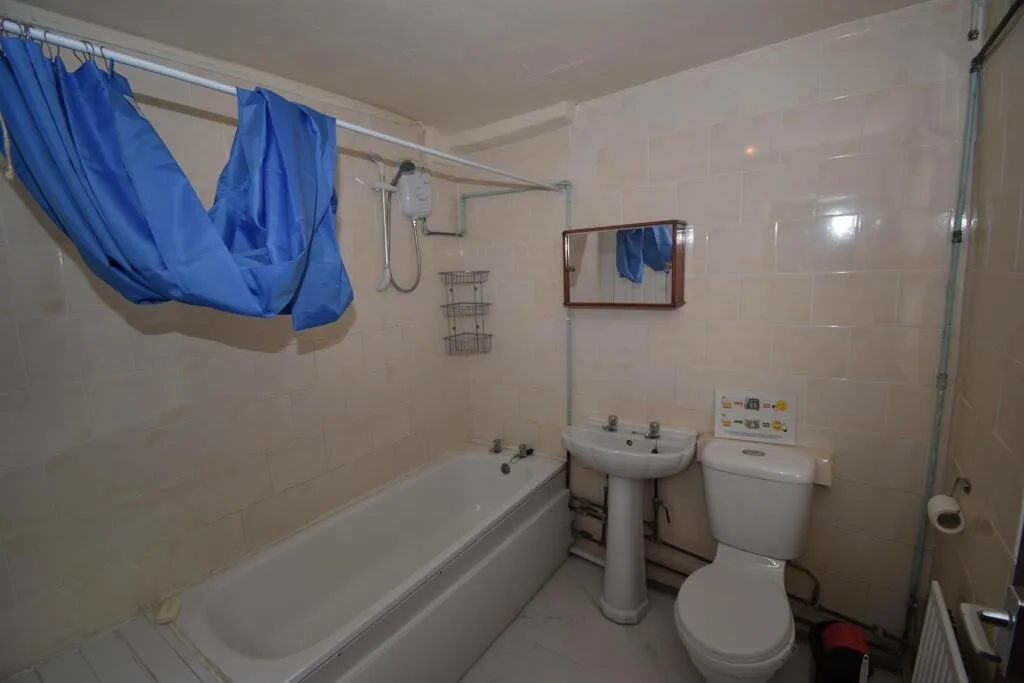 4 bedroom house for rent