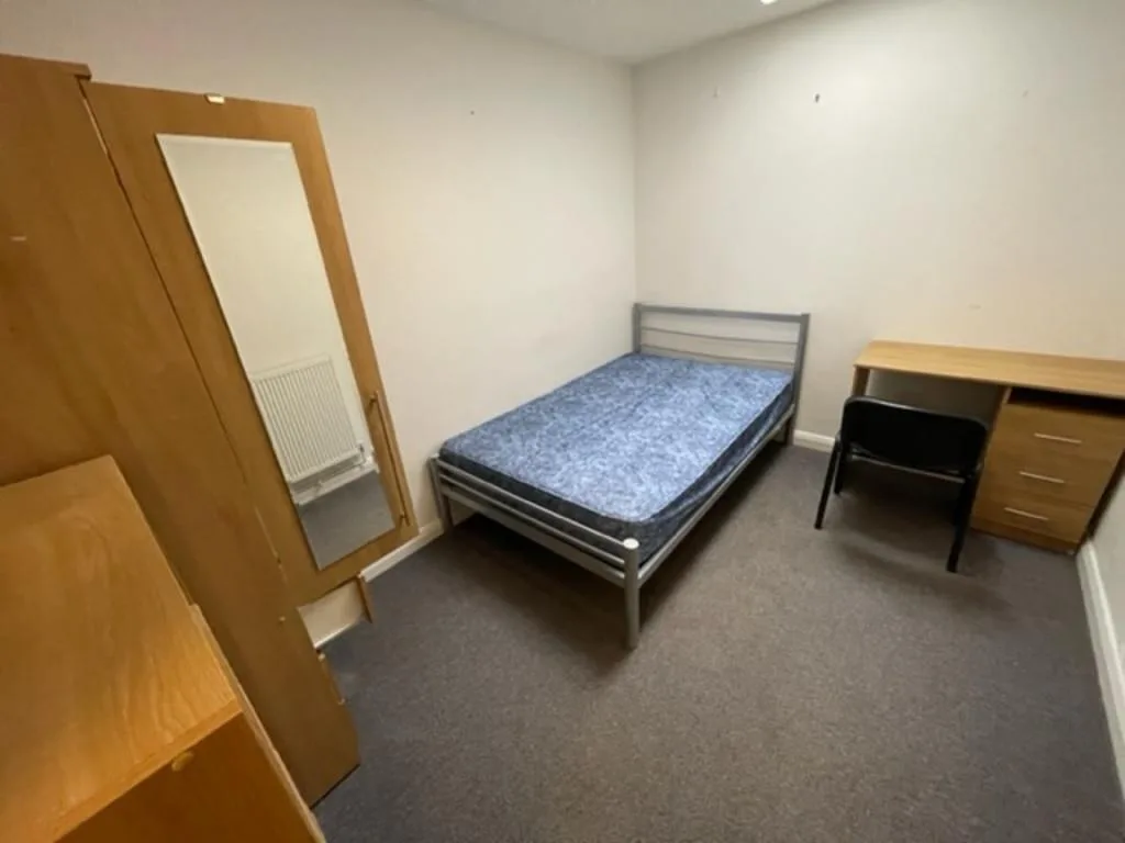 7 bedroom apartment for rent