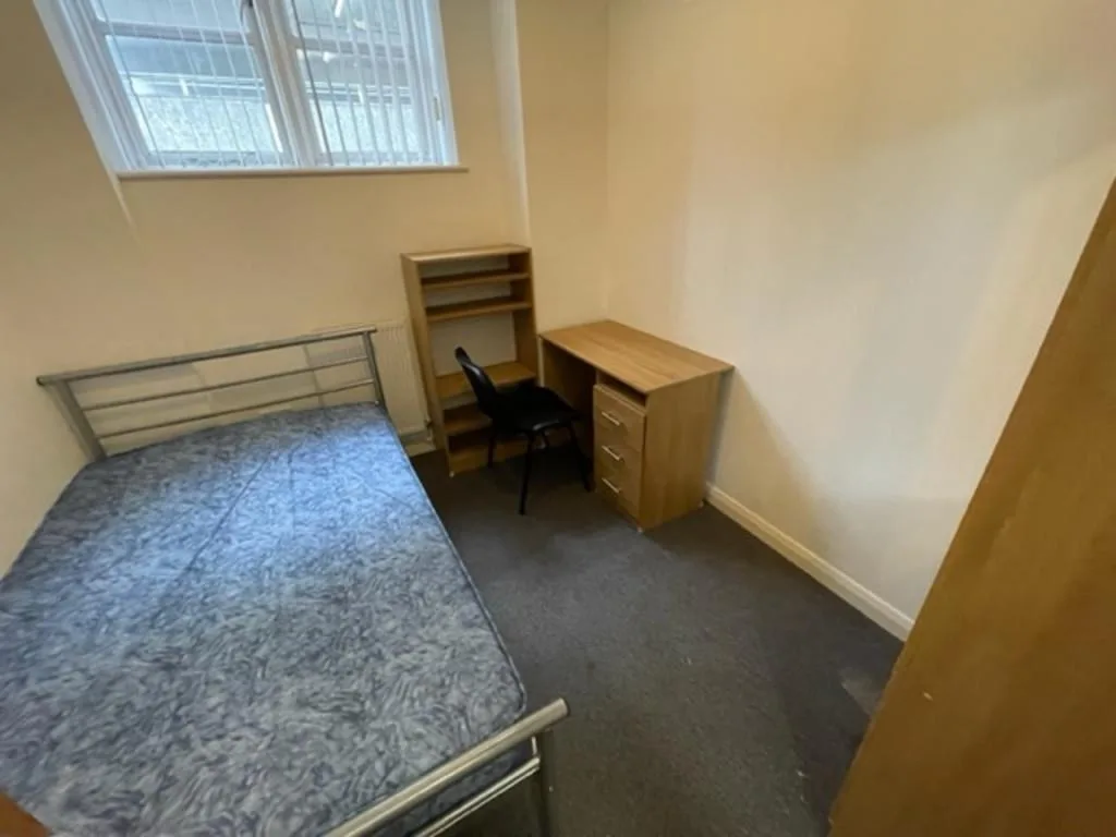 7 bedroom apartment for rent
