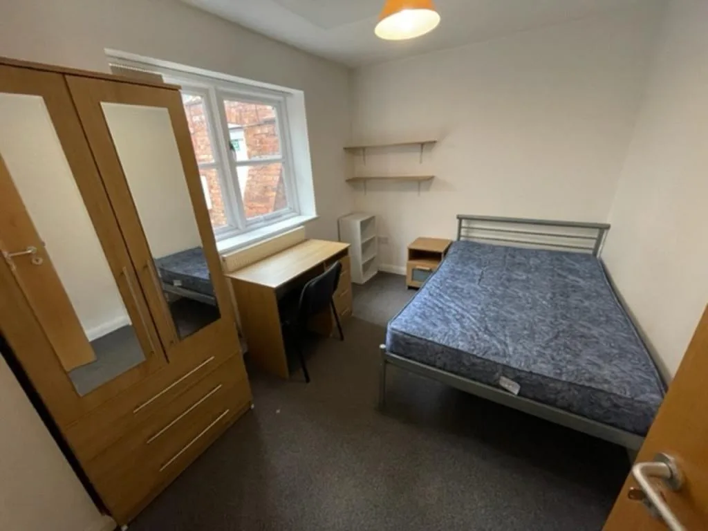 7 bedroom apartment for rent