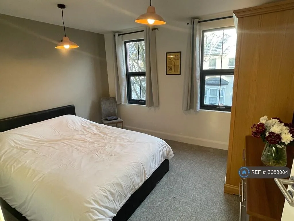 4 bedroom terraced house for rent