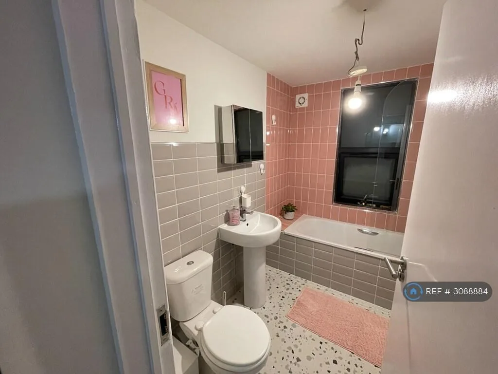 4 bedroom terraced house for rent