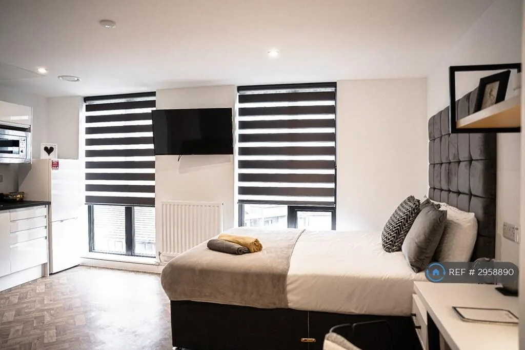 Studio flat for rent