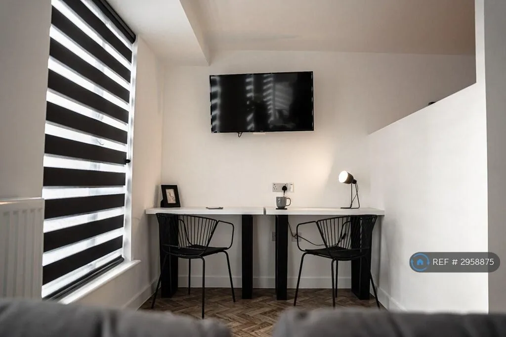 Studio flat for rent