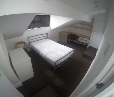 6 bedroom house for rent