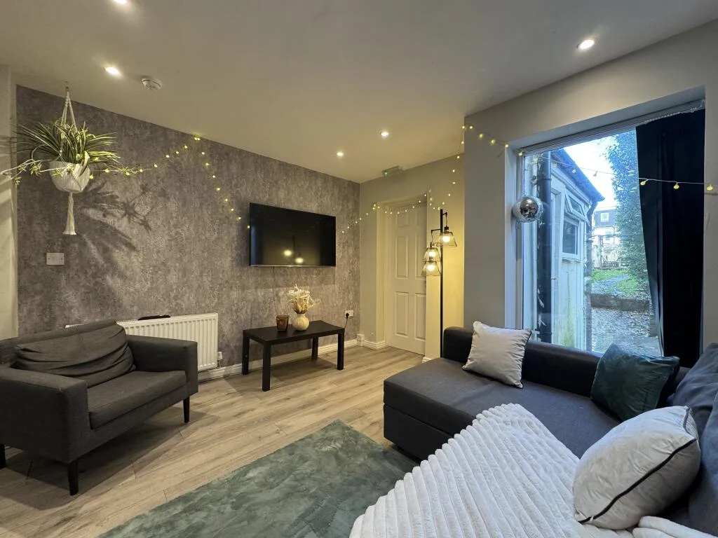 5 bedroom house for rent