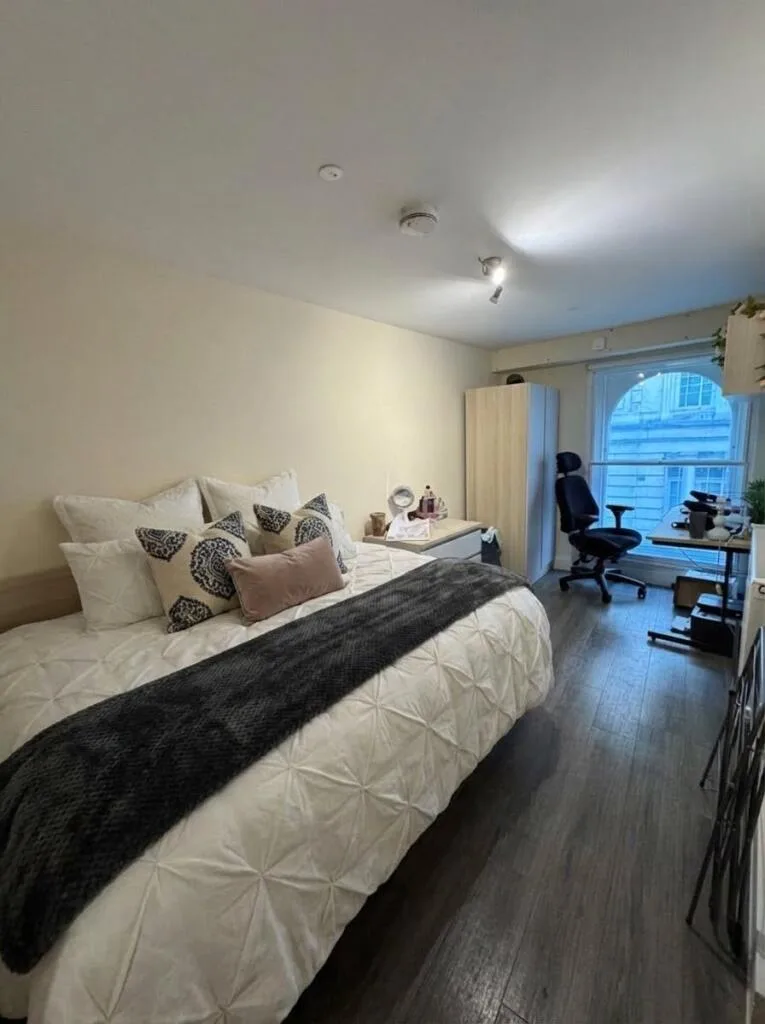 4 bedroom apartment for rent