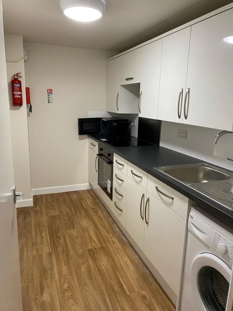 5 bedroom apartment for rent