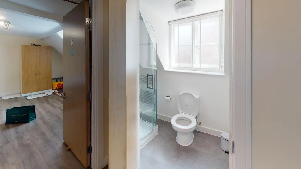 6 bedroom apartment for rent