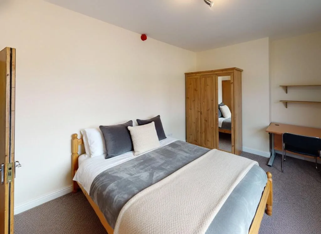 4 bedroom apartment for rent