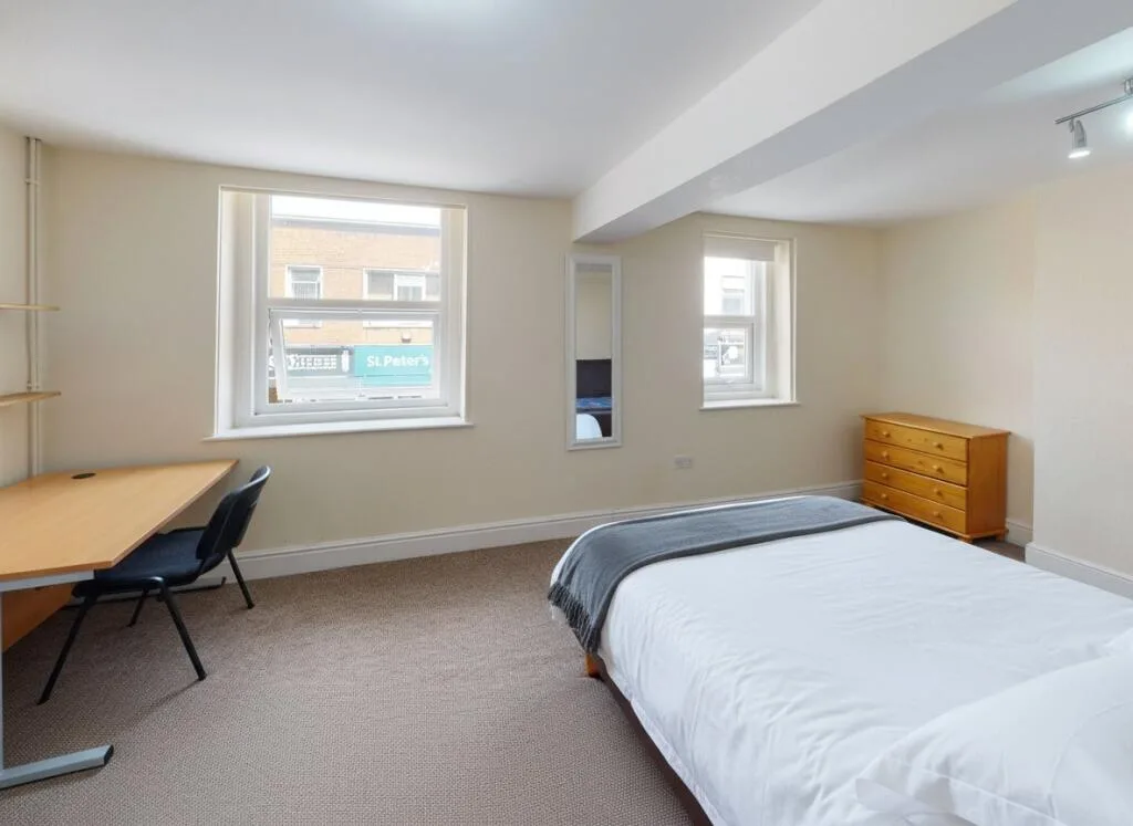 4 bedroom apartment for rent