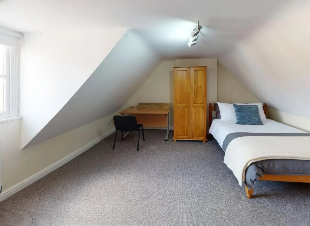4 bedroom apartment for rent