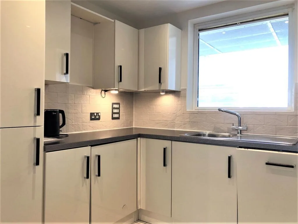 3 bedroom flat for rent