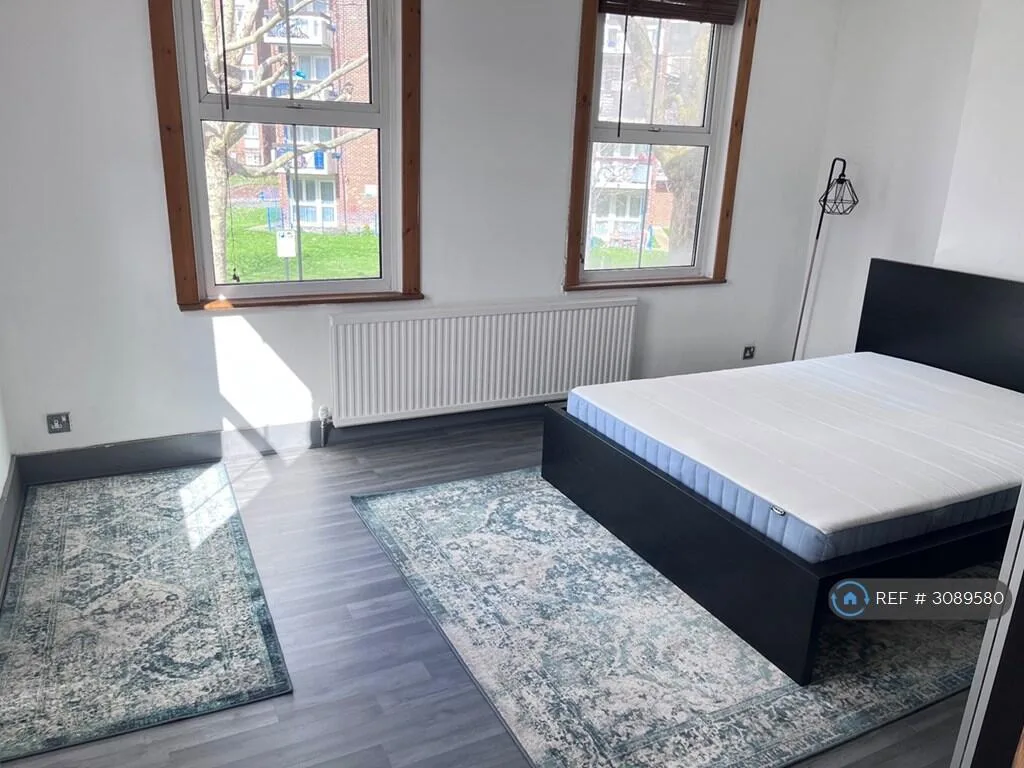 3 bedroom end of terrace house for rent