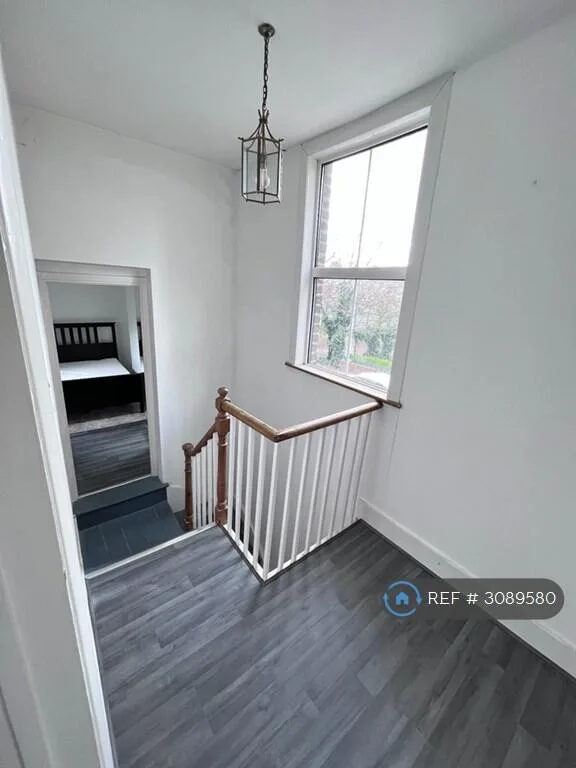 3 bedroom end of terrace house for rent