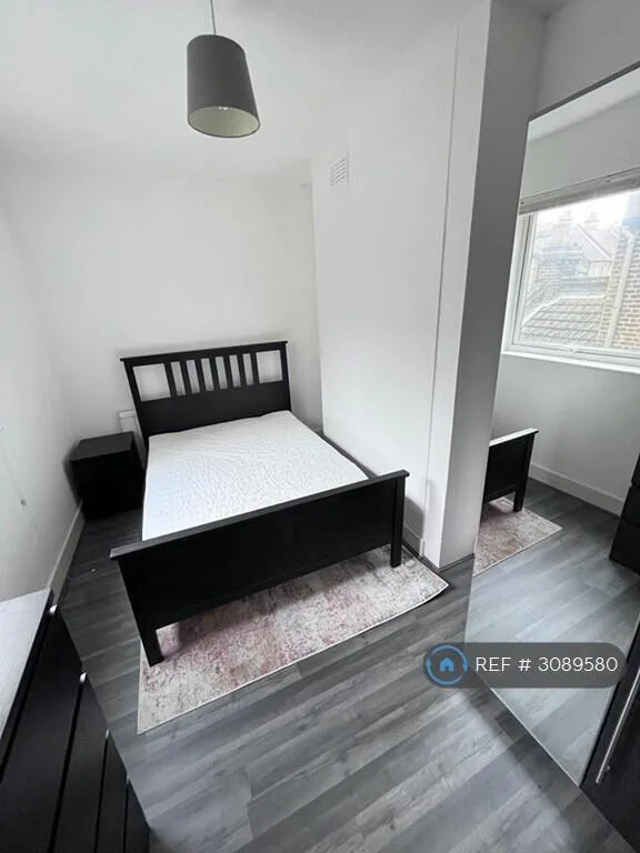 3 bedroom end of terrace house for rent