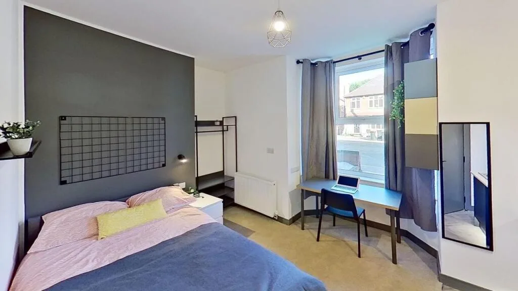 6 bedroom terraced house for rent