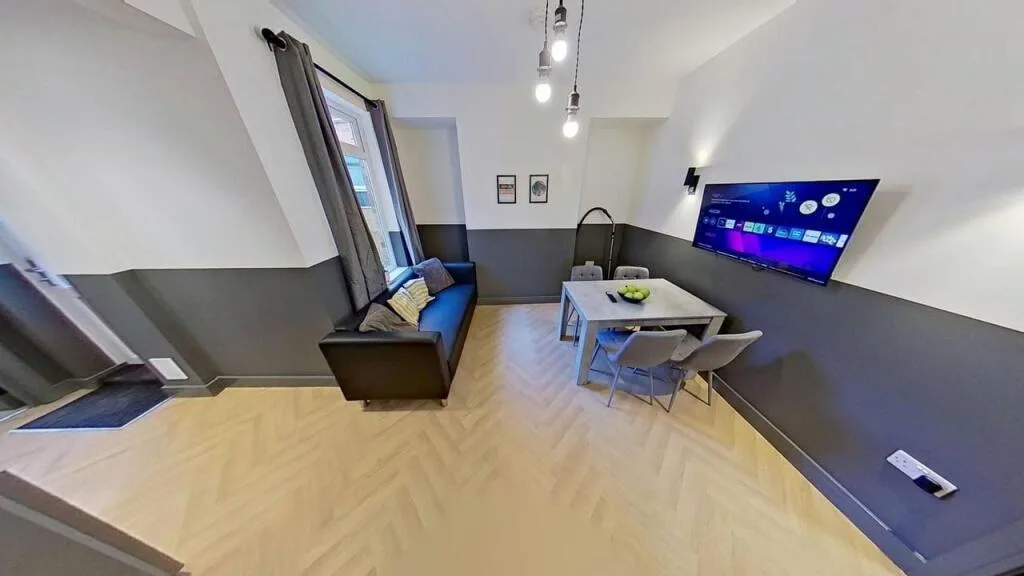 6 bedroom terraced house for rent