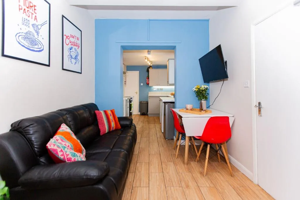 4 bedroom flat for rent