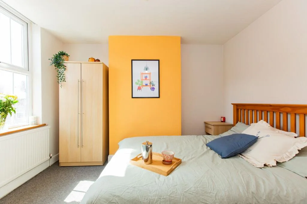 6 bedroom terraced house for rent