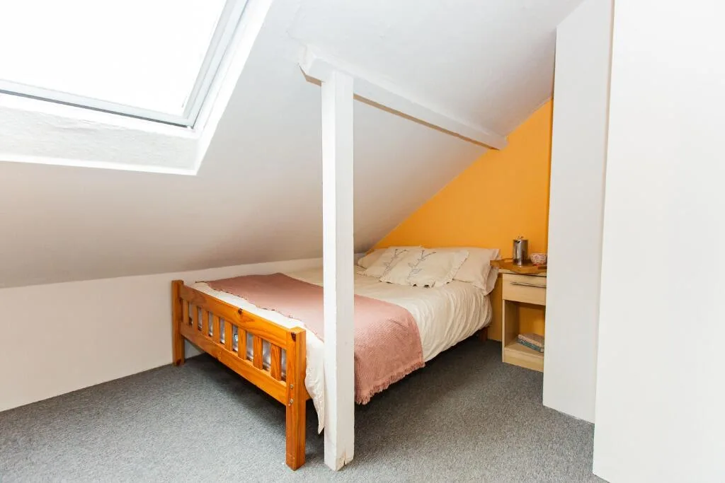 5 bedroom detached house for rent