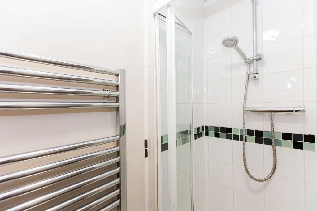 5 bedroom detached house for rent