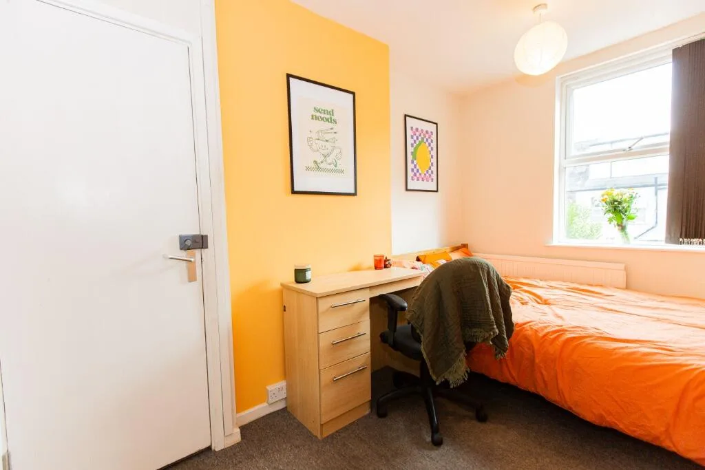 5 bedroom detached house for rent