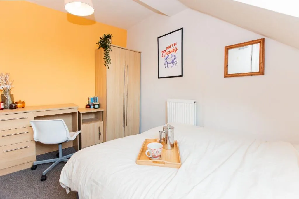 5 bedroom detached house for rent