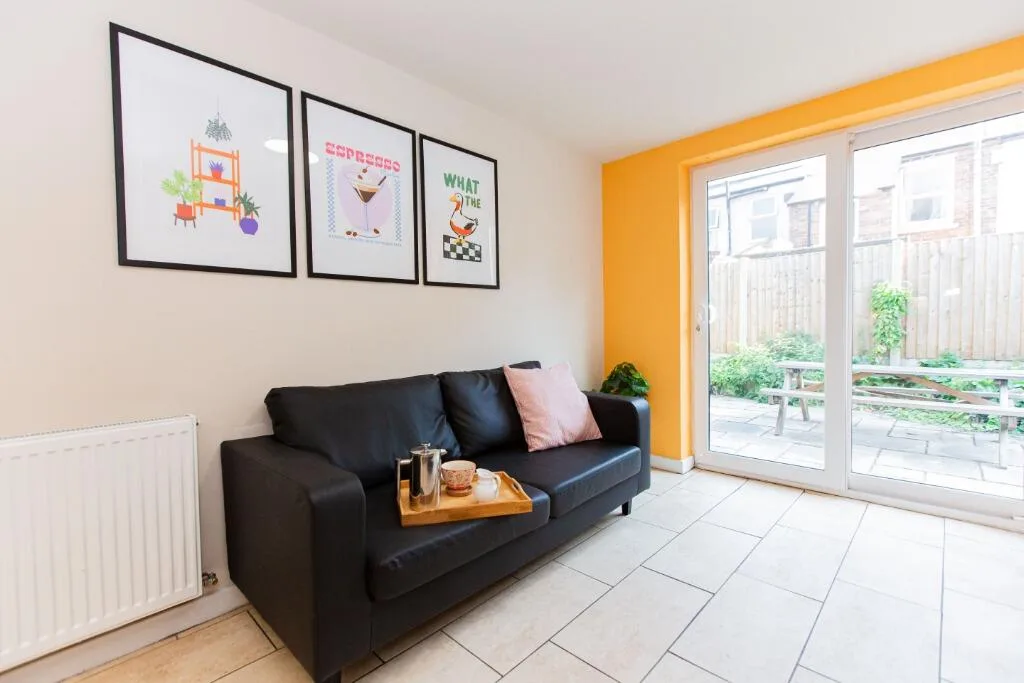 5 bedroom detached house for rent